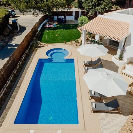 קארבואירו The Carobs Villas מראה חיצוני תמונה