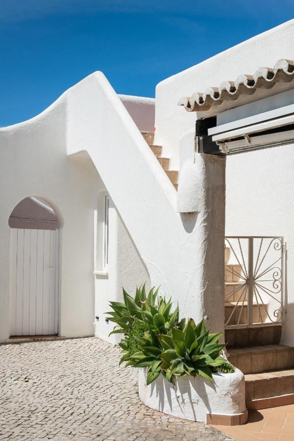 קארבואירו The Carobs Villas מראה חיצוני תמונה