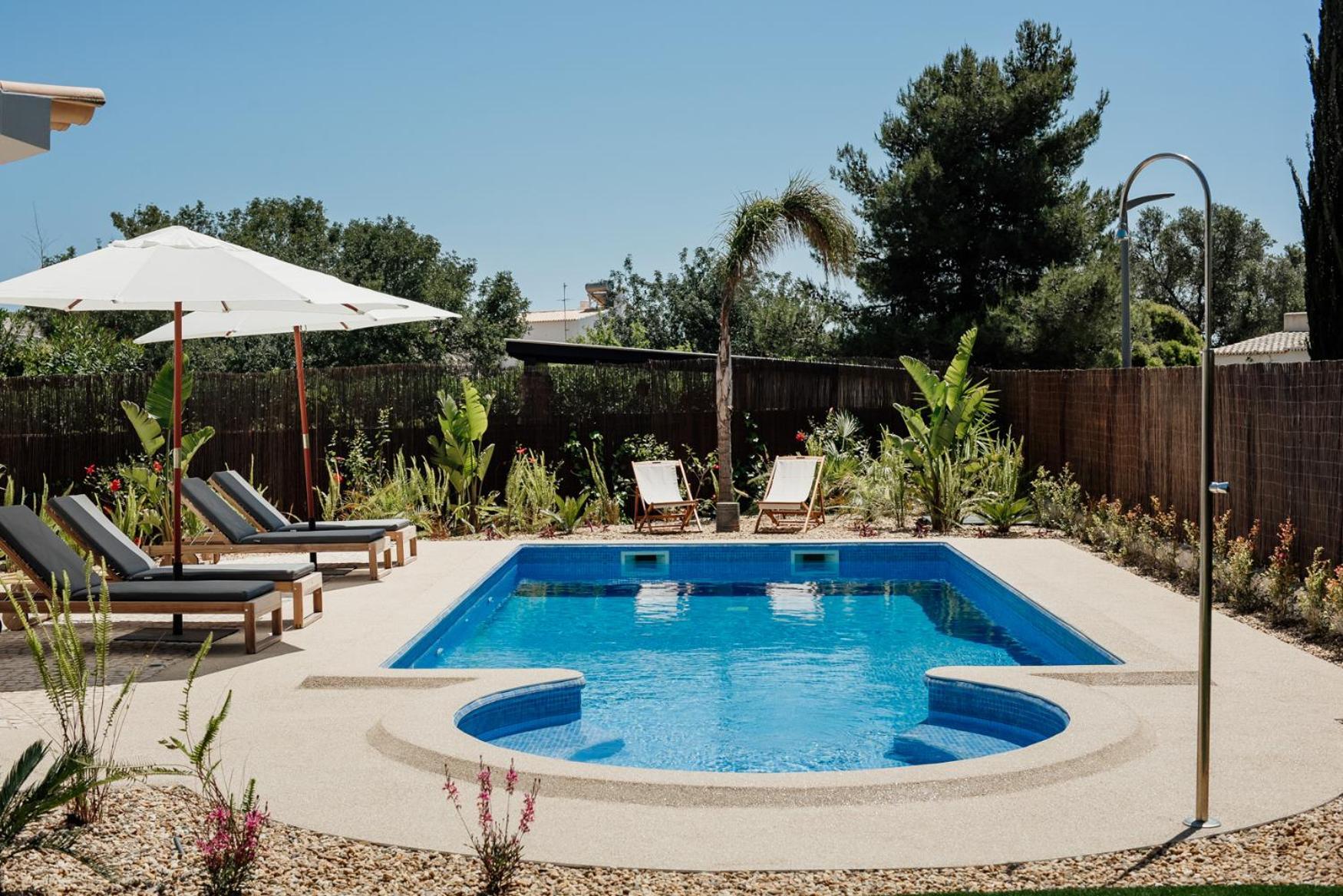 קארבואירו The Carobs Villas מראה חיצוני תמונה